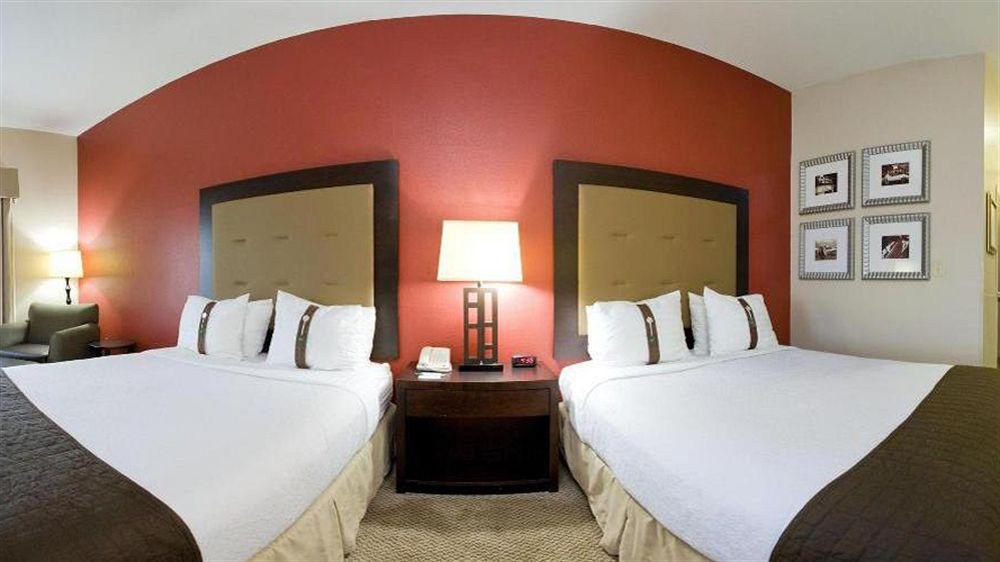 Holiday Inn Hotels Batesville By Ihg Eksteriør bilde