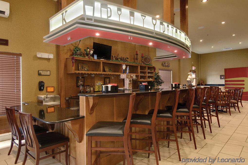 Holiday Inn Hotels Batesville By Ihg Restaurant bilde